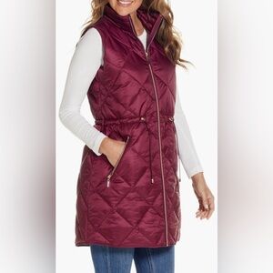 Gallery Women’s Burgundy Quilted Vest, size medium
